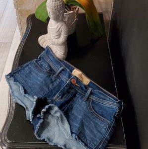 HOLLISTER DENIM SHORTS